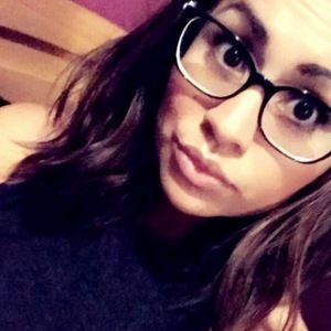 Meet your Posher, Felisha